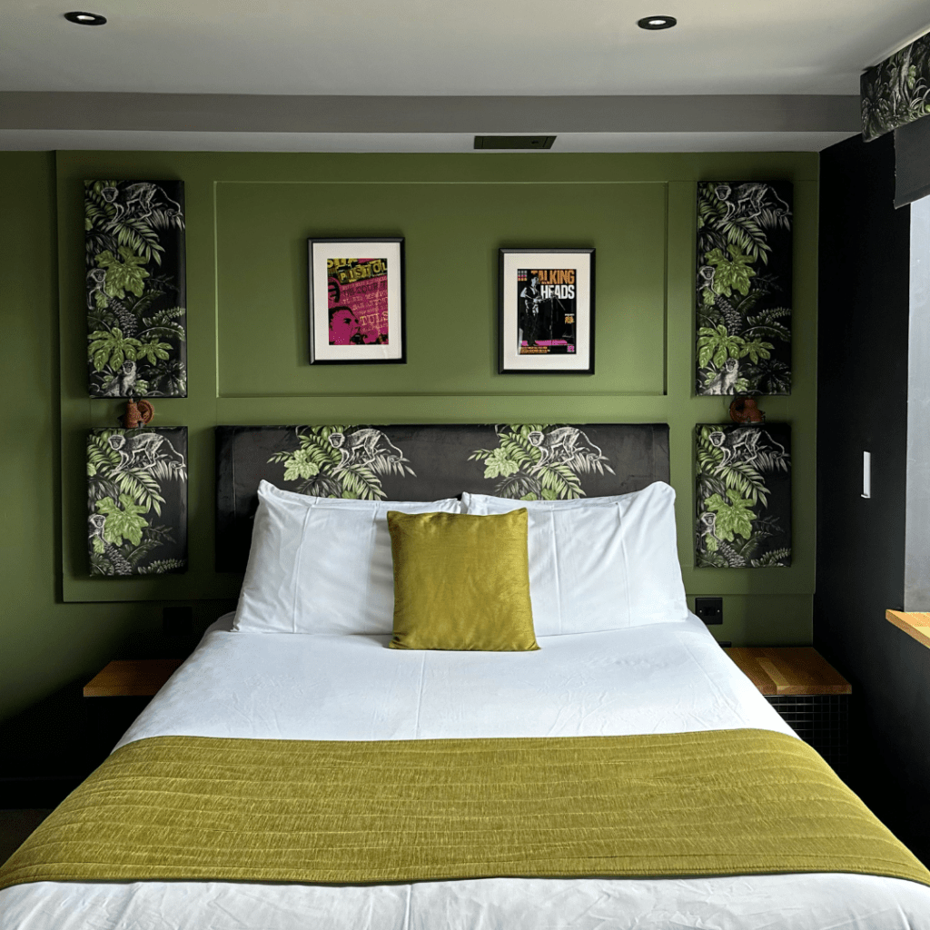 Green themed room with leaves and unique decor